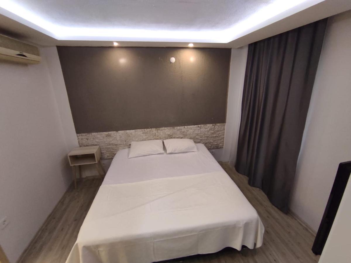 1989 Hotel Sebat Çeşme Eksteriør bilde