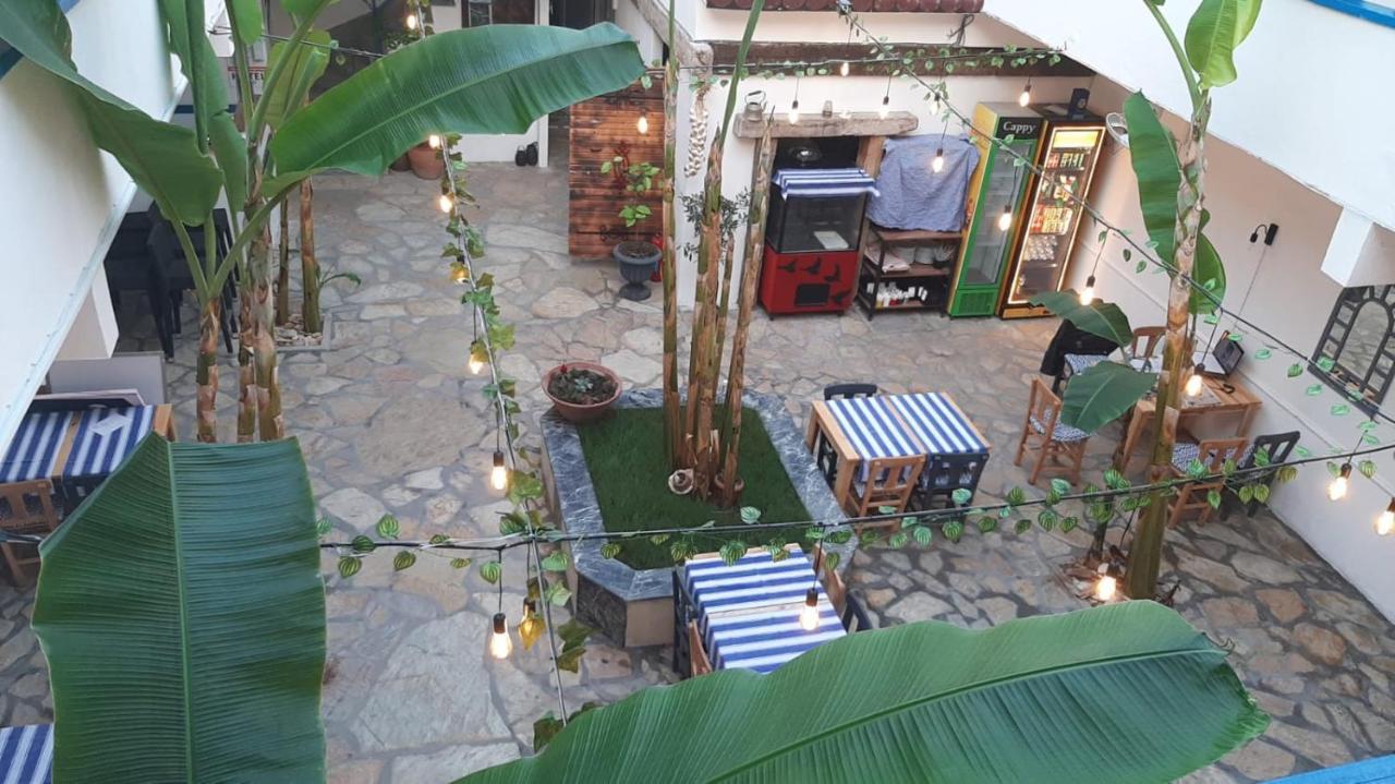 1989 Hotel Sebat Çeşme Eksteriør bilde