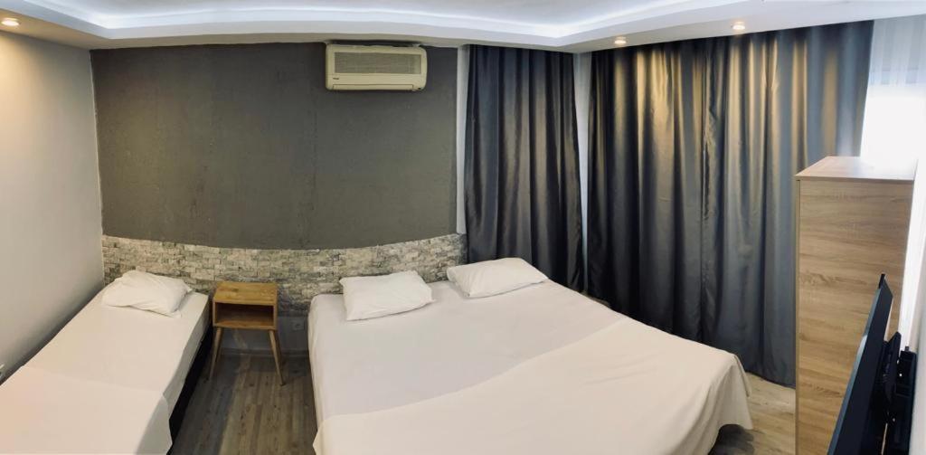 1989 Hotel Sebat Çeşme Eksteriør bilde