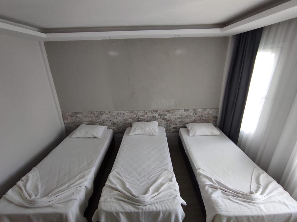 1989 Hotel Sebat Çeşme Eksteriør bilde