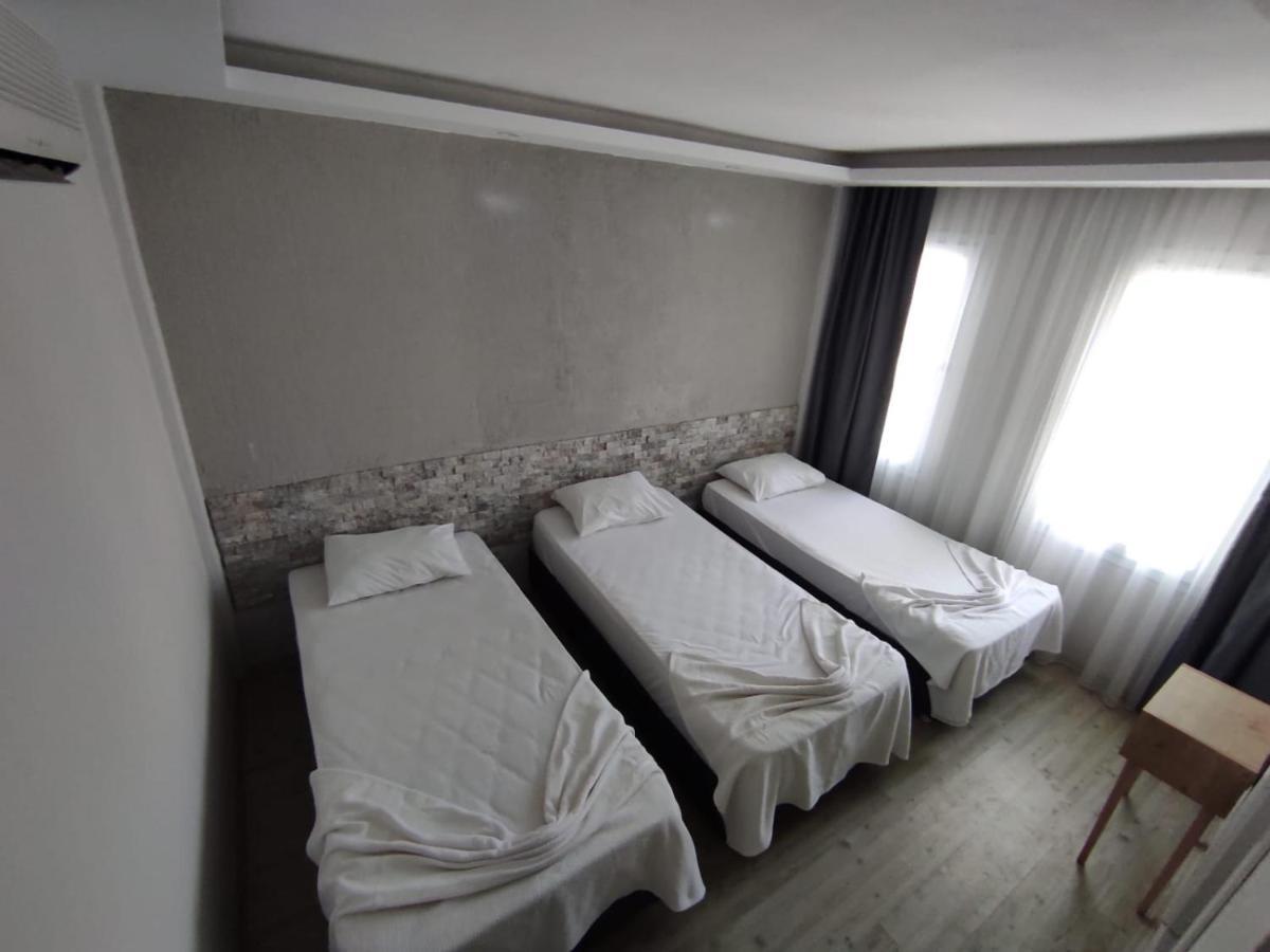 1989 Hotel Sebat Çeşme Eksteriør bilde
