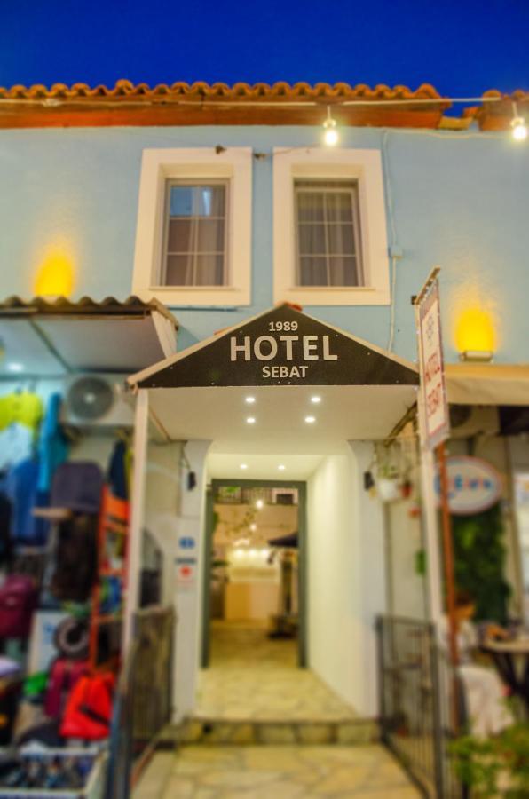 1989 Hotel Sebat Çeşme Eksteriør bilde